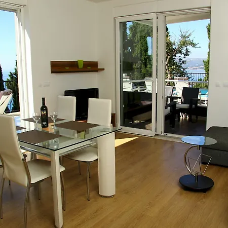 迪丹公寓 公寓 察夫塔特