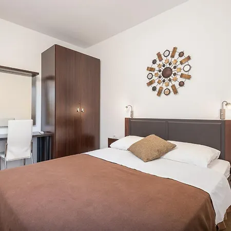 Didan Apartment *